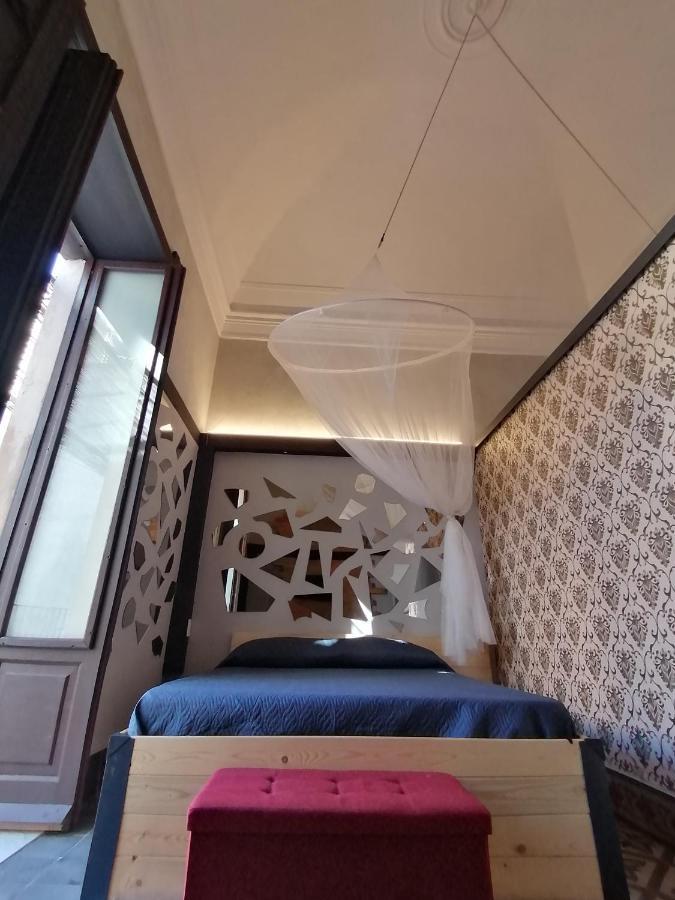 L'Antico Palazzo Rooms Катанія Екстер'єр фото